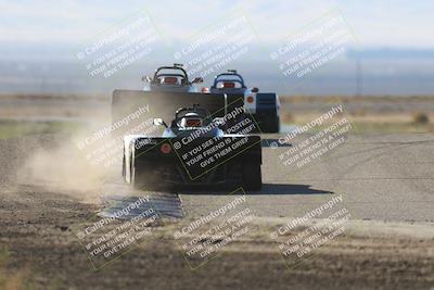 media/Oct-26-2025-CalClub SCCA (Sun) [[8ce1e69566]]/Group 6/Grapevine/